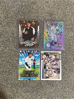 Yankees Aaron Judge Lot (4)